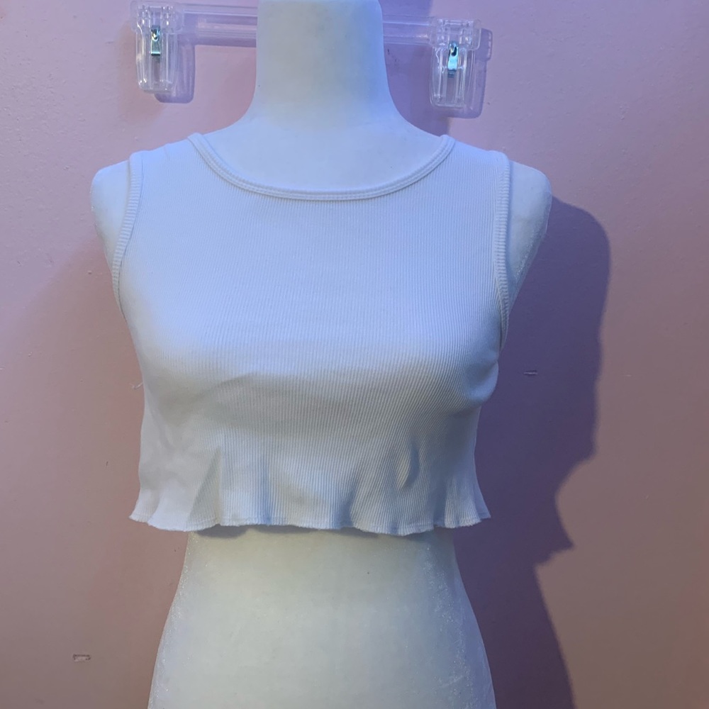 Big Flirt White Cropped Tank Top